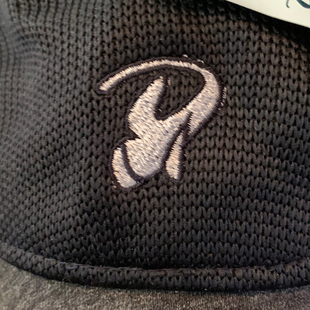 Black mesh cap by Dalook - Picture 3 of 5